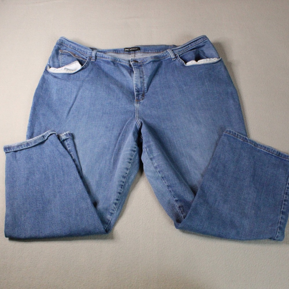 Lee Relaxed Fit Jeans Women 24W Petite Blue Good Lot of 2‎ Medium Wash Denim